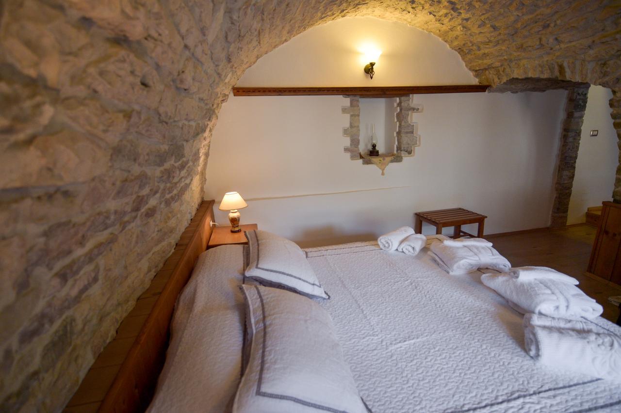 Hotel Kalemi 2 Gjirokaster Ngoại thất bức ảnh